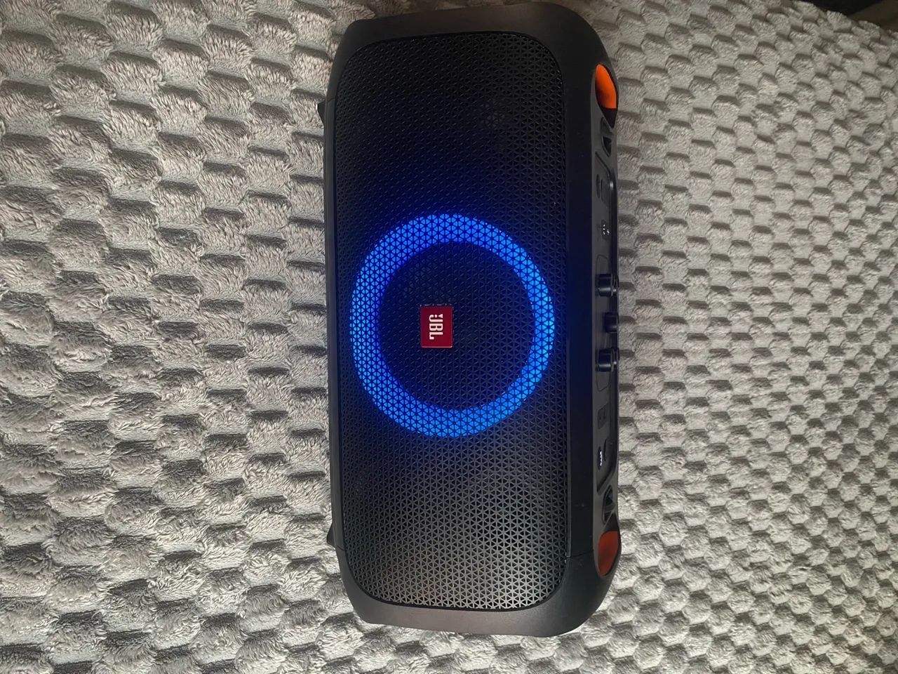 Caixa de Som JBL Partybox - Som Potente!