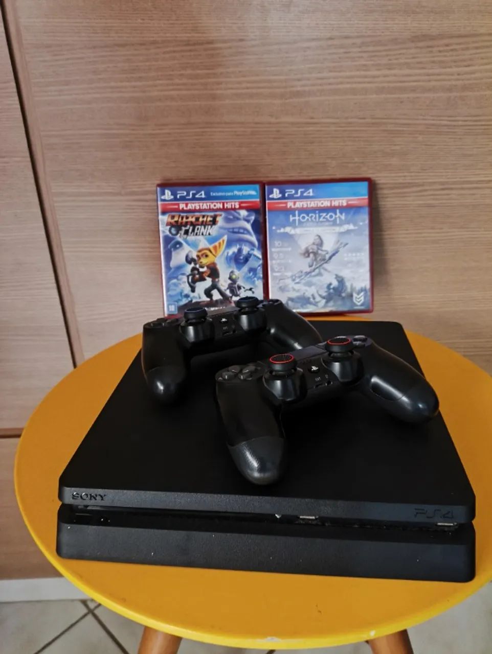 PS4 mais 2 jogos - Foto 3