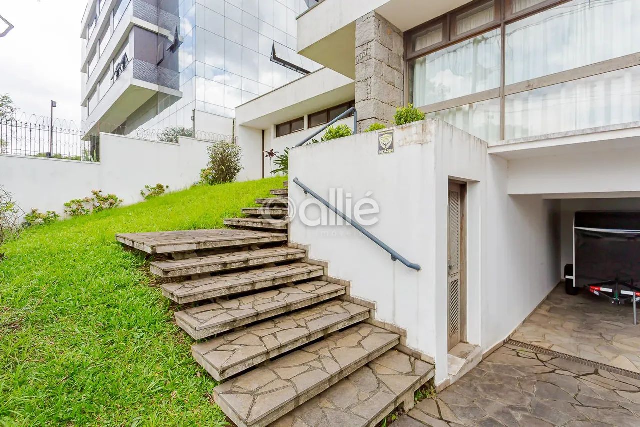 Casa com 5 quartos no Batel - Foto 7