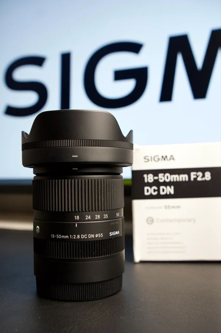 Lente contemporânea Sigma 18-50mm F2.8 Dc Dn para Sony E  - Foto 4