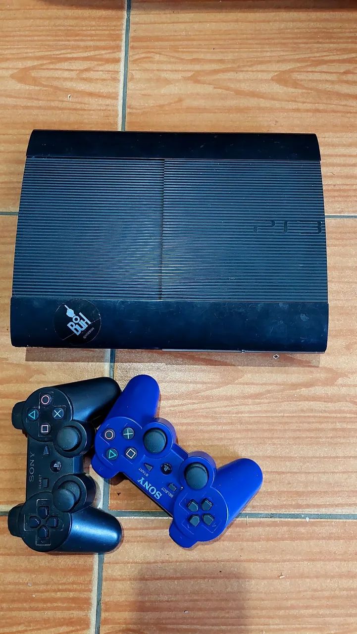 Playstation 3 com 2 controles e desbloqueado - Foto 4
