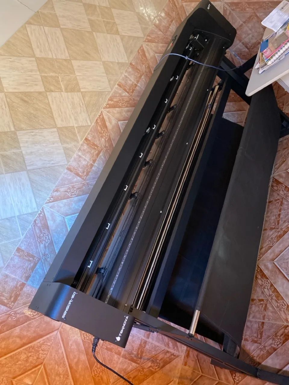 Plotter de Recorte Kutt Sensor 160 corte contorno automático (MAQUINA, PPF, ADESIVO) - Foto 4