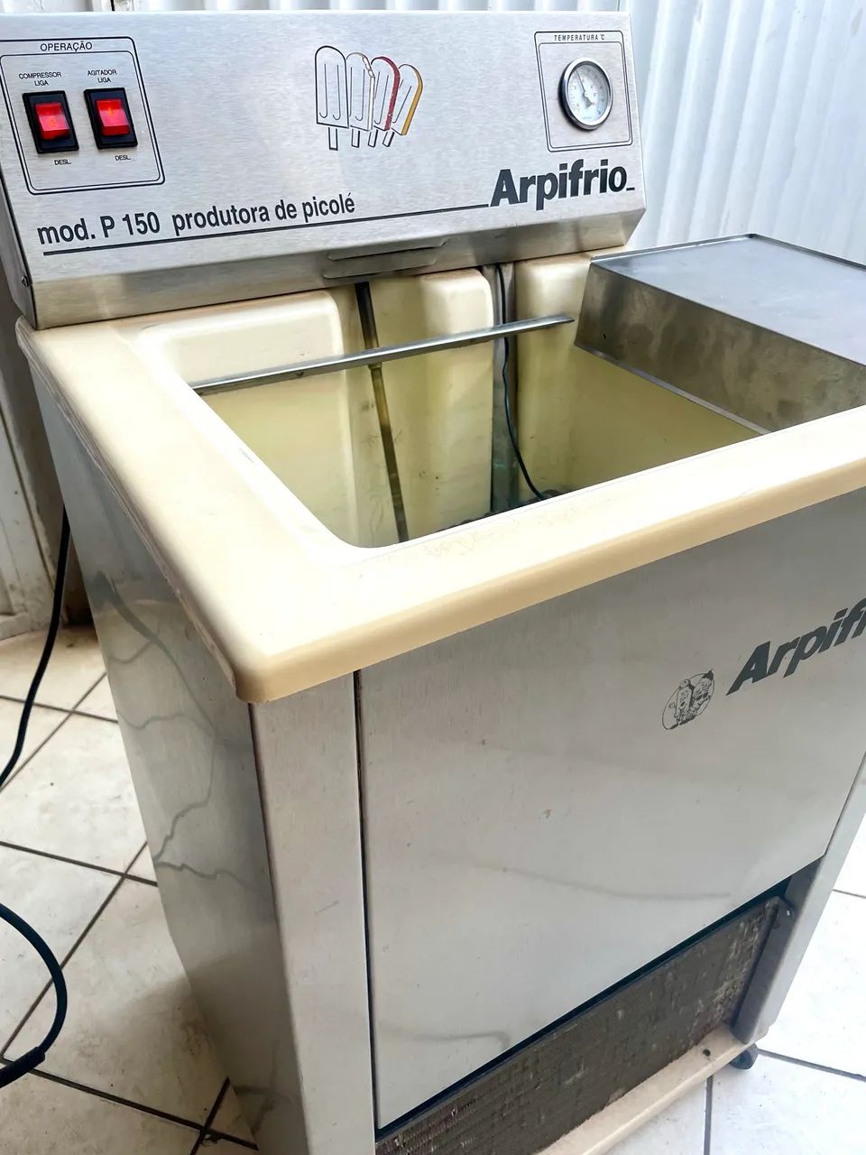 Máquina de picolé e gelo saborizado Arpifrio  - Foto 3