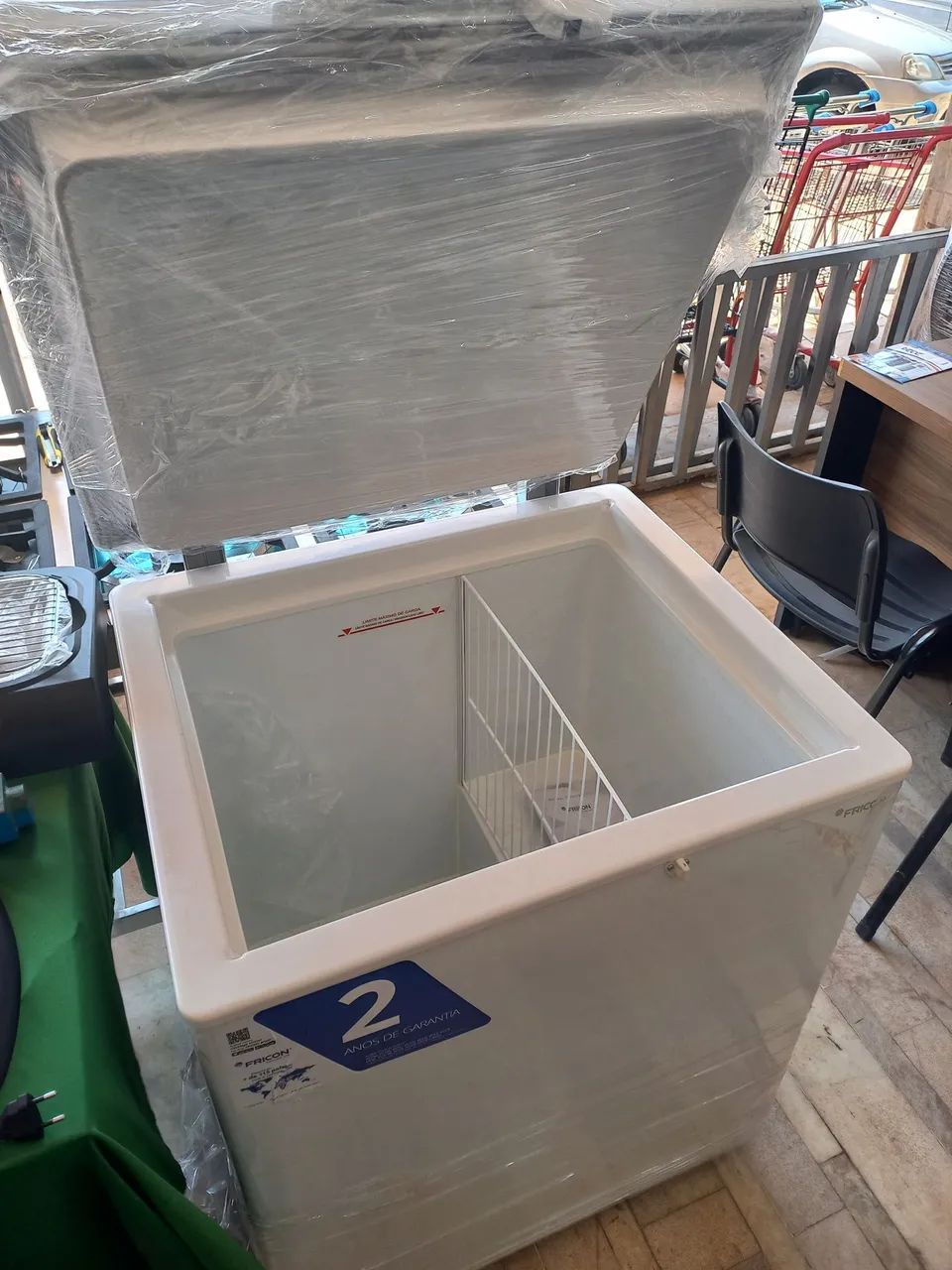 Freezer Horizontal Dupla Ação 216 Litros - Novo  - Foto 2