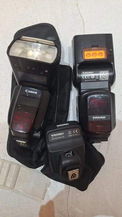 FLASH CANON 600 RT EX  + FLASH YONGNUO EX RT 968 + YONGNUO E 3 RTII. 