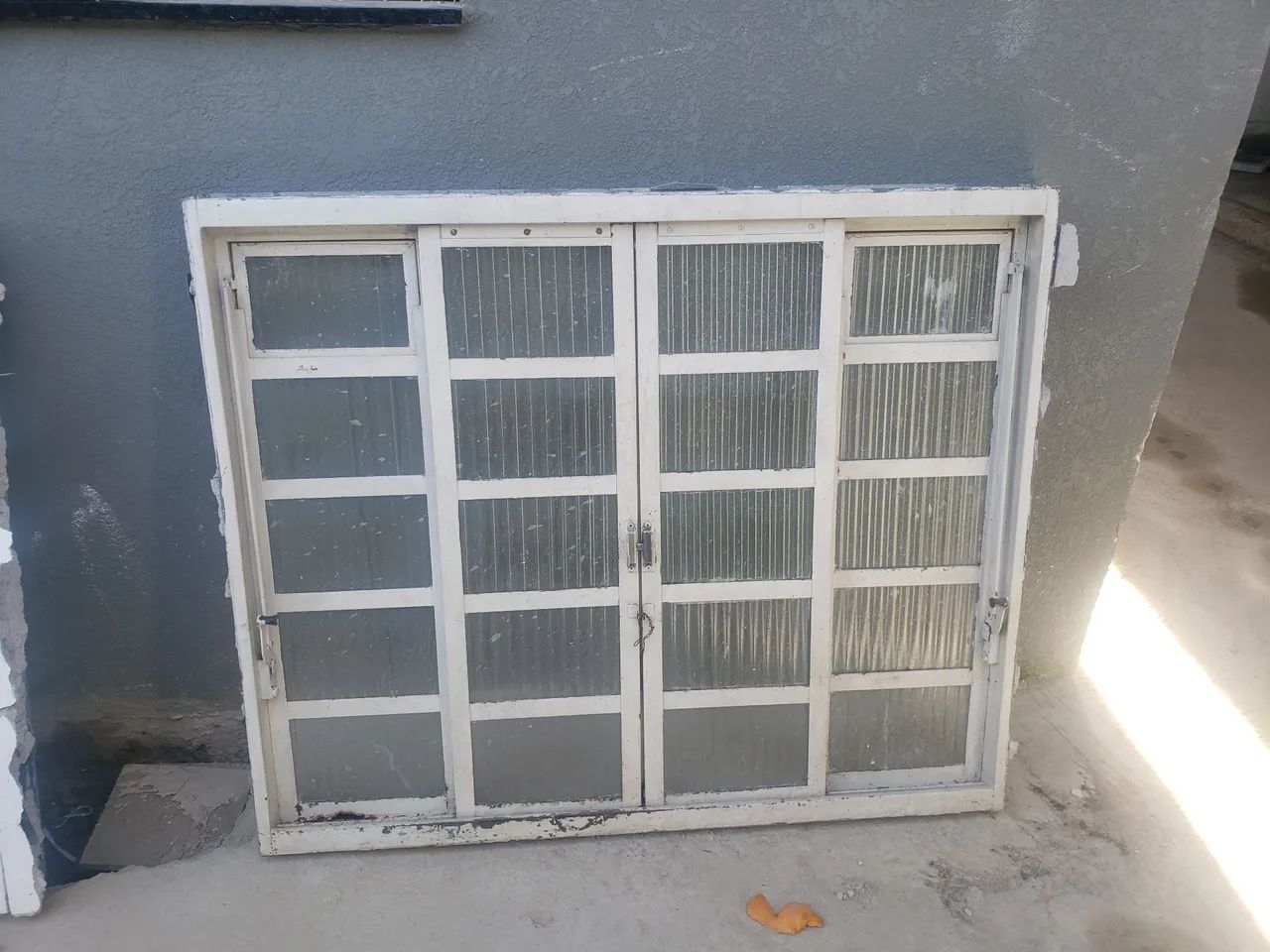 Vendo .duas janela de 120×120