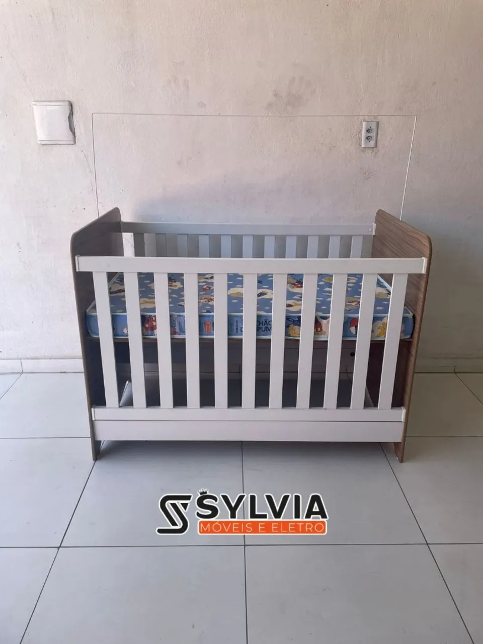 Berço Infantil Moderno - Conforto e Segurança para seu Bebê