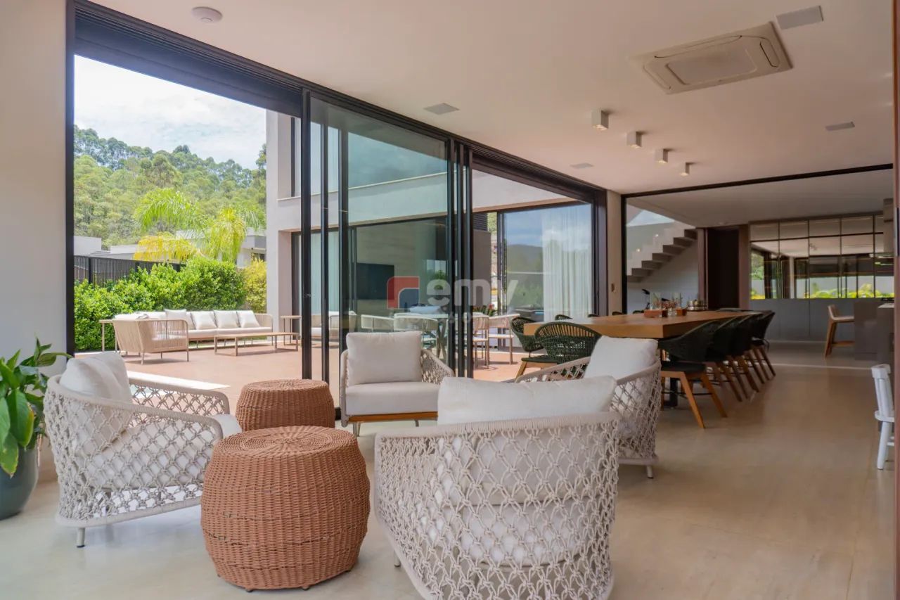 Casa tipo mansão alto luxo 04 Suítes, 486 m2, projeto moderno, espaço gourmet, churrasquei - Foto 3