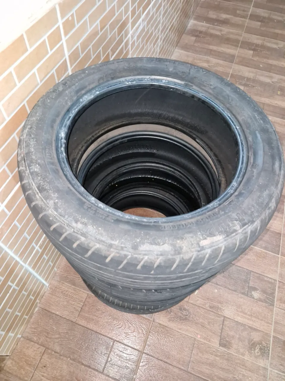 Pneus Usados em Ótimo Estado