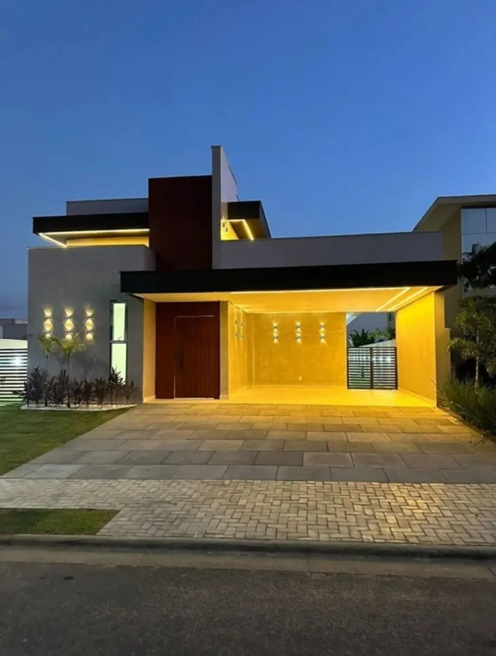 Casa Térrea 4/4 e 3 suítes no Residencial Jardins Amsterdã de 267 m², 4 vagas de 1.501.000