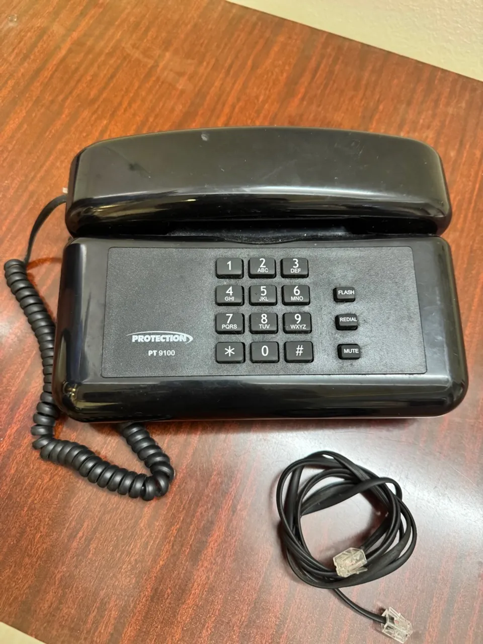 Telefone Fixo Preto Protection PT 9100 - Ótimo estado