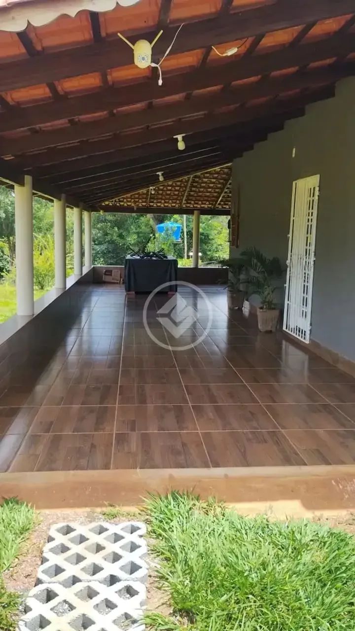 Chácara de 6,080 m2 em Varjão 7 km de chão e de Varjão, casa com 3 quartos e 2 suite codig - Foto 2