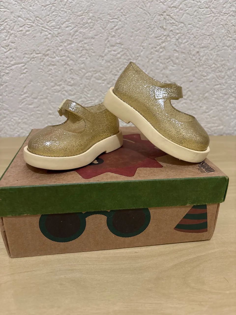 Mini Melissa - Amarelo Gliter TAM 17/18 - Foto 4