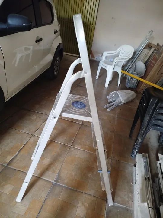 Escada de Alumínio 4 Degraus - Foto 3