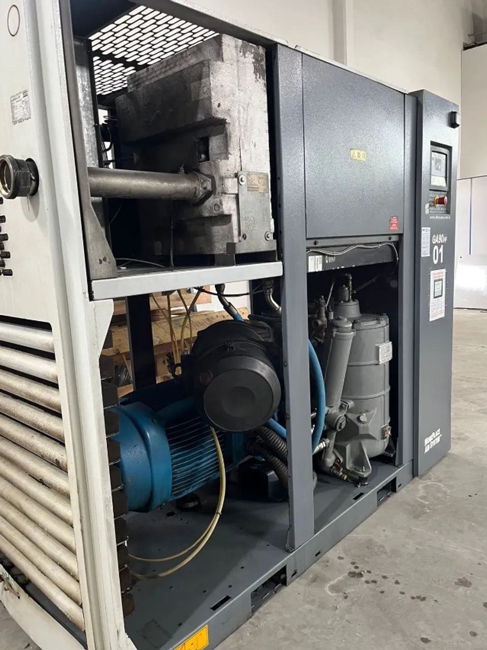 Compressor parafuso Atlas Copco GA90 FF - Foto 6
