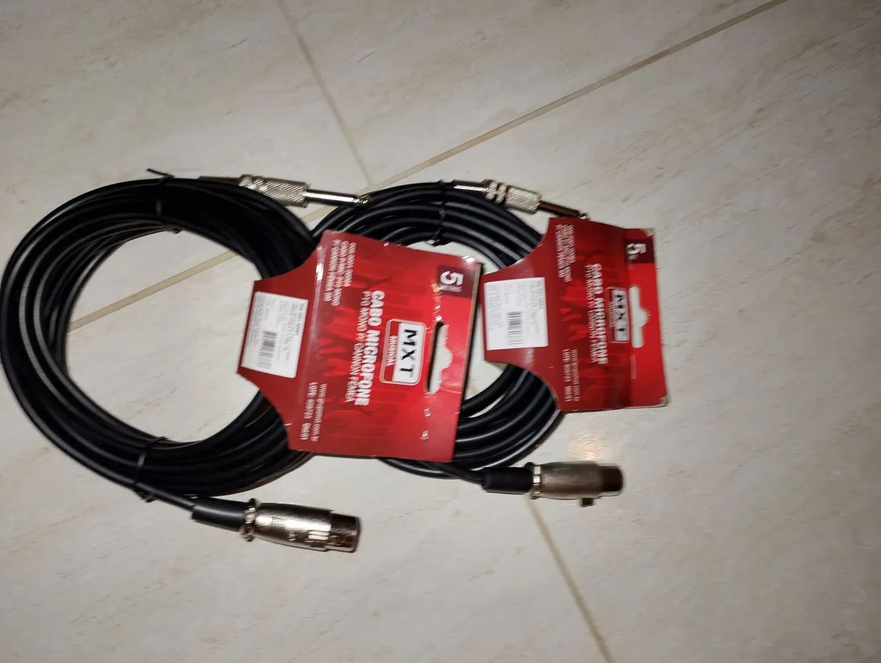 Sound Mixer and Cables Table64617797176067121