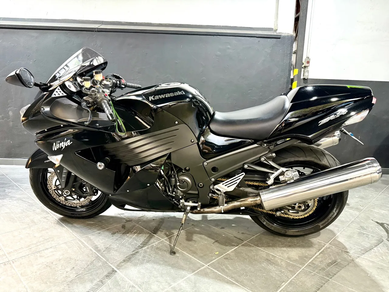 ディズニープリンセスのベビーグッズも大集合 Motos KAWASAKI Brasil no 2010 ZX-14/ZX Collection