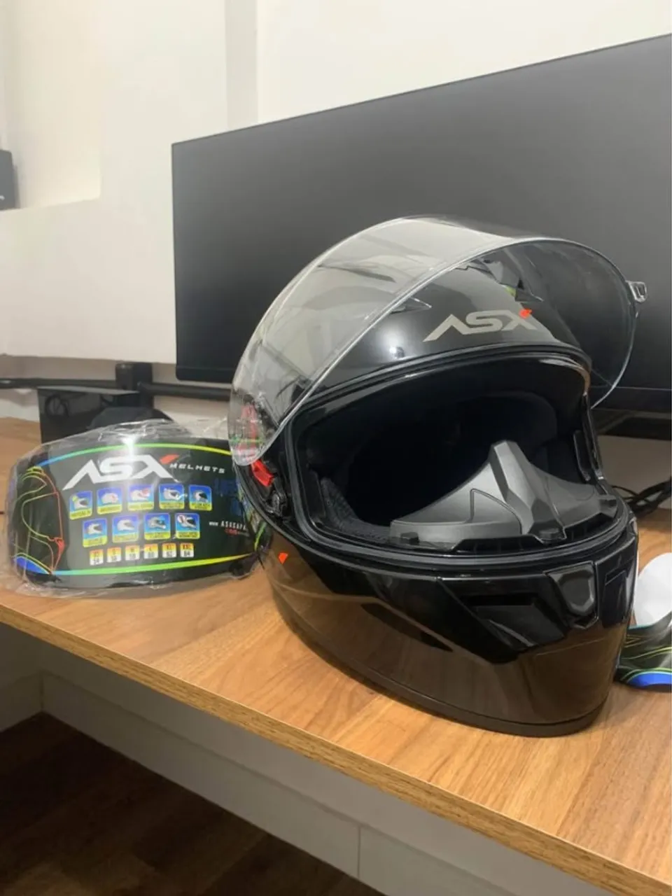 Capacete Asx Novo TAM. 58 + 2 Viseiras