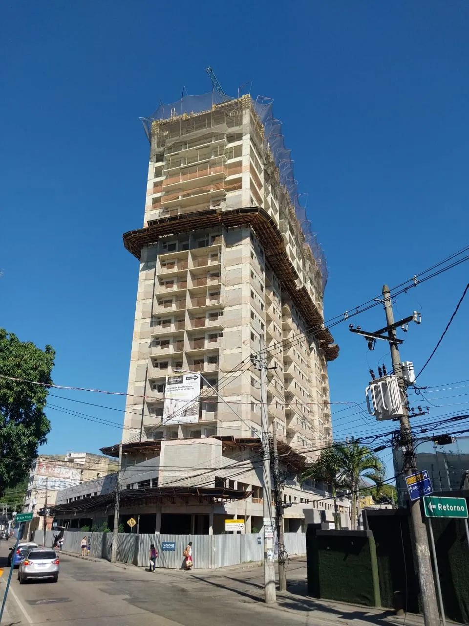 Ótimo Apto com 66m²  03 qtos uma suíte, uma vaga Centro - Nova Iguaçu - RJ - Foto 3