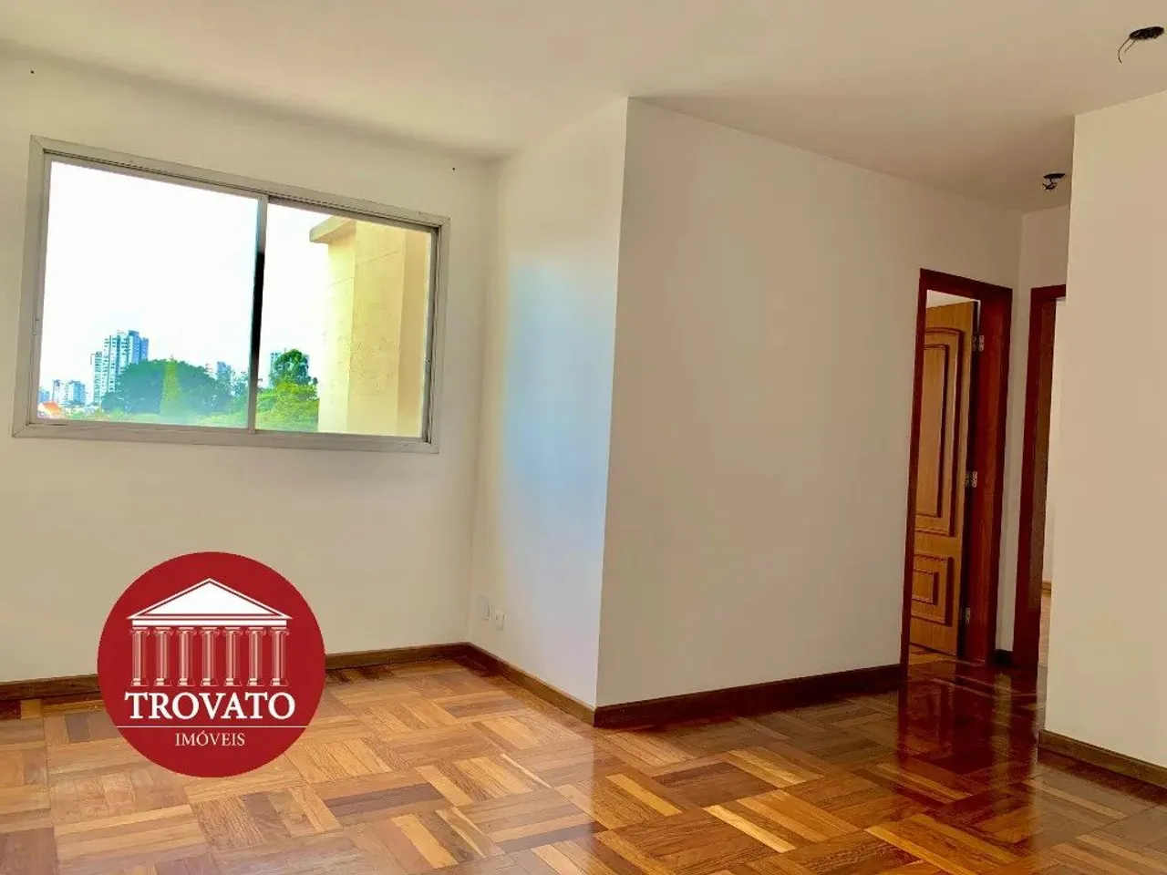 Apartamento para Locação na Mooca: 2 Quartos, 2 Salas, 2 Banheiros e 1 Vaga de Garagem. Co