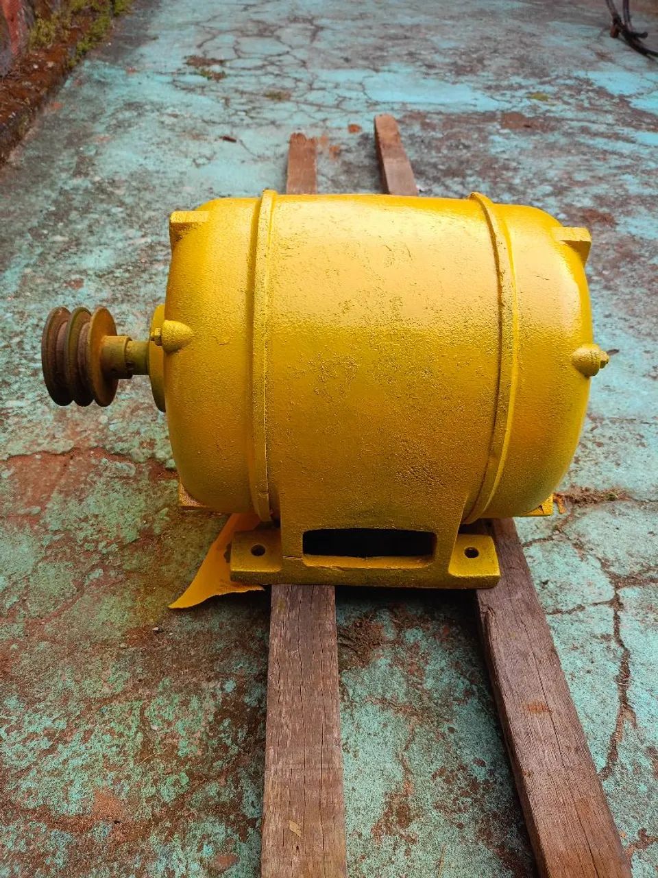 Motor Elétrico WEG - 5CV  - Foto 3