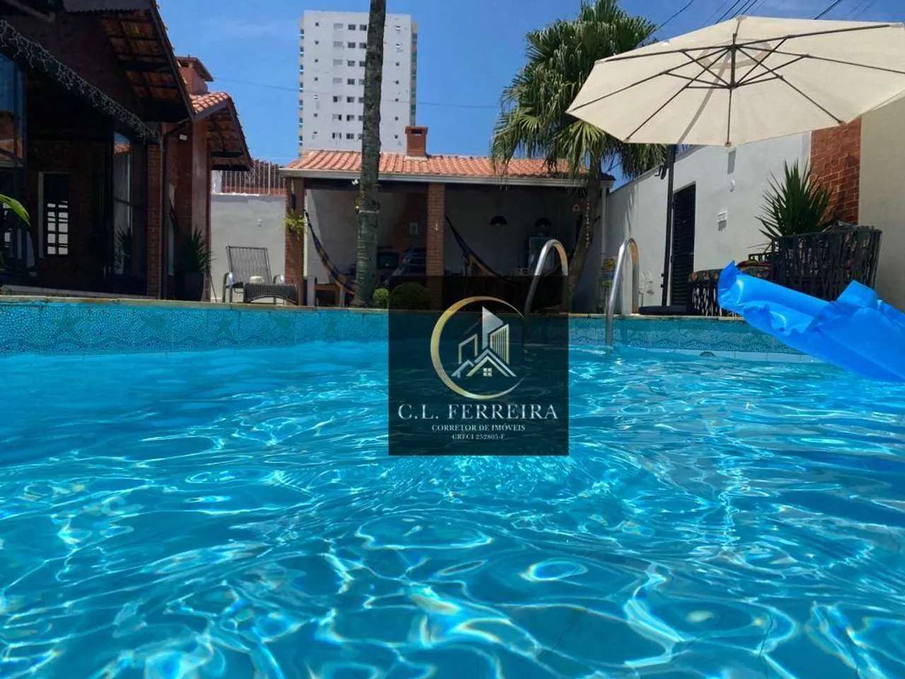 Casa para venda em Balneário Flórida de 220.00m² com 3 Quartos, 1 Suite e 3 Garagens
