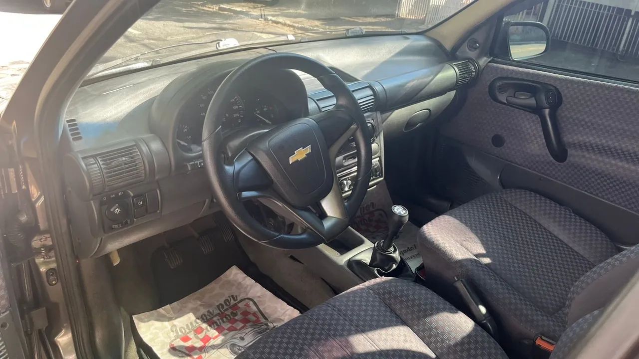 Vendo corsa super 96 4 portas 1.0 8V   - Foto 5