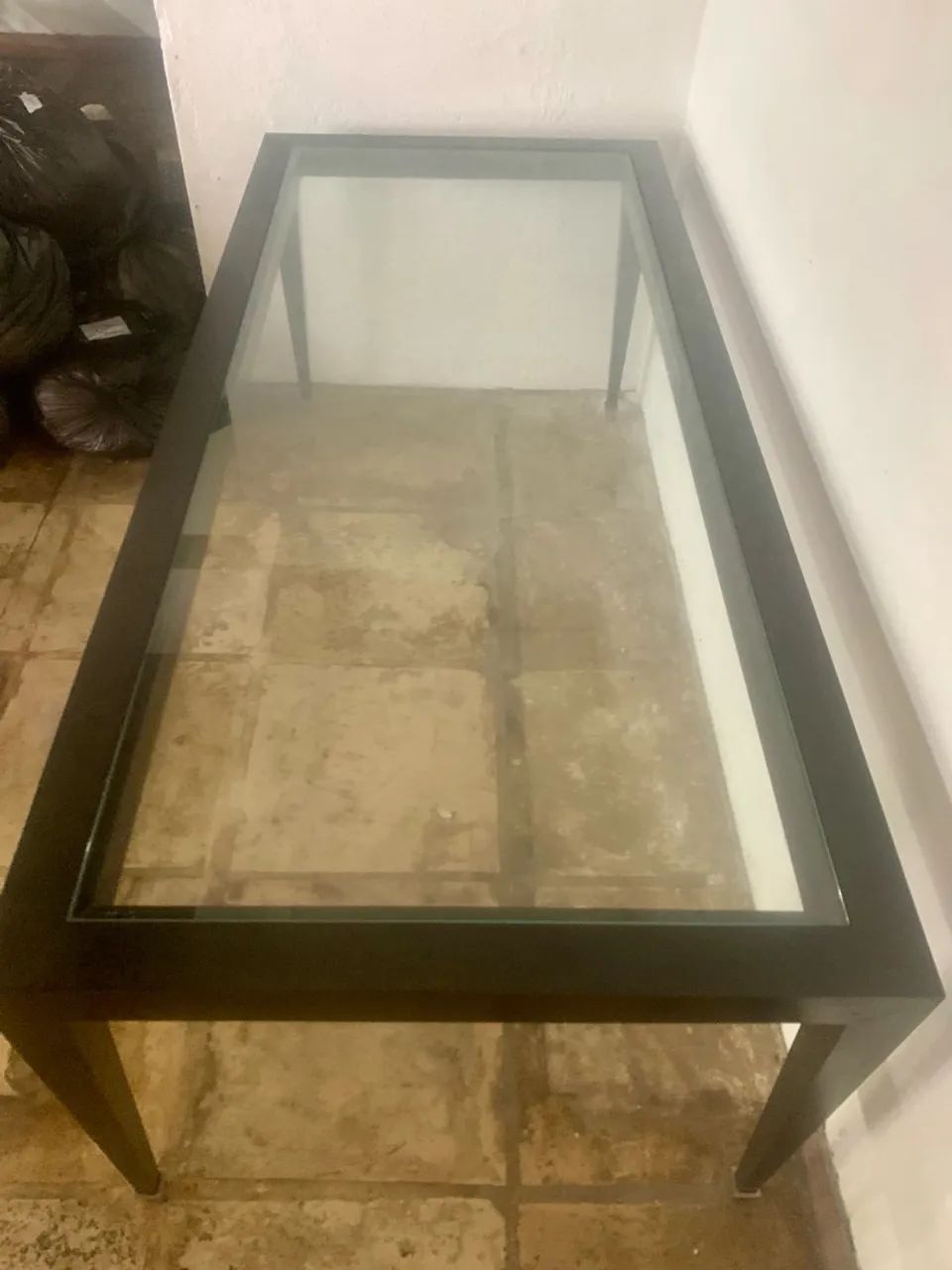 Mesa de jantar 8 lugares de Vidro Madeira de lei e pés calçados 2,00x0,90
