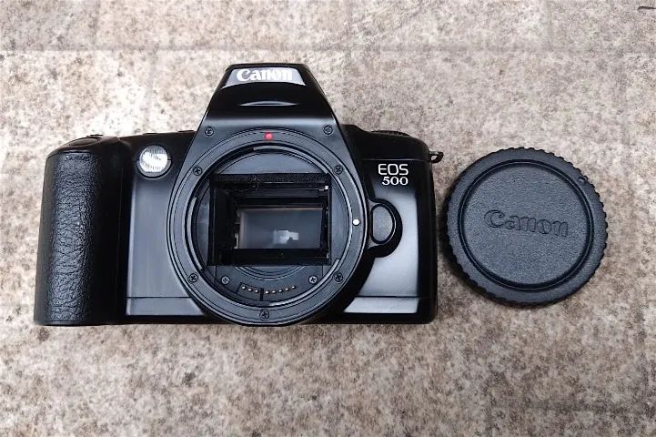 CORPO CAMERA CANON EOS 500 ANALOGICA - CONSERVADA