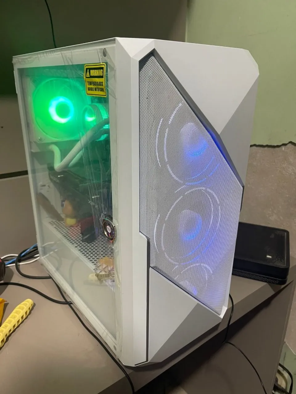 Pc Gamer Ryzen 7 5700G + RX 6600 gabinete completo