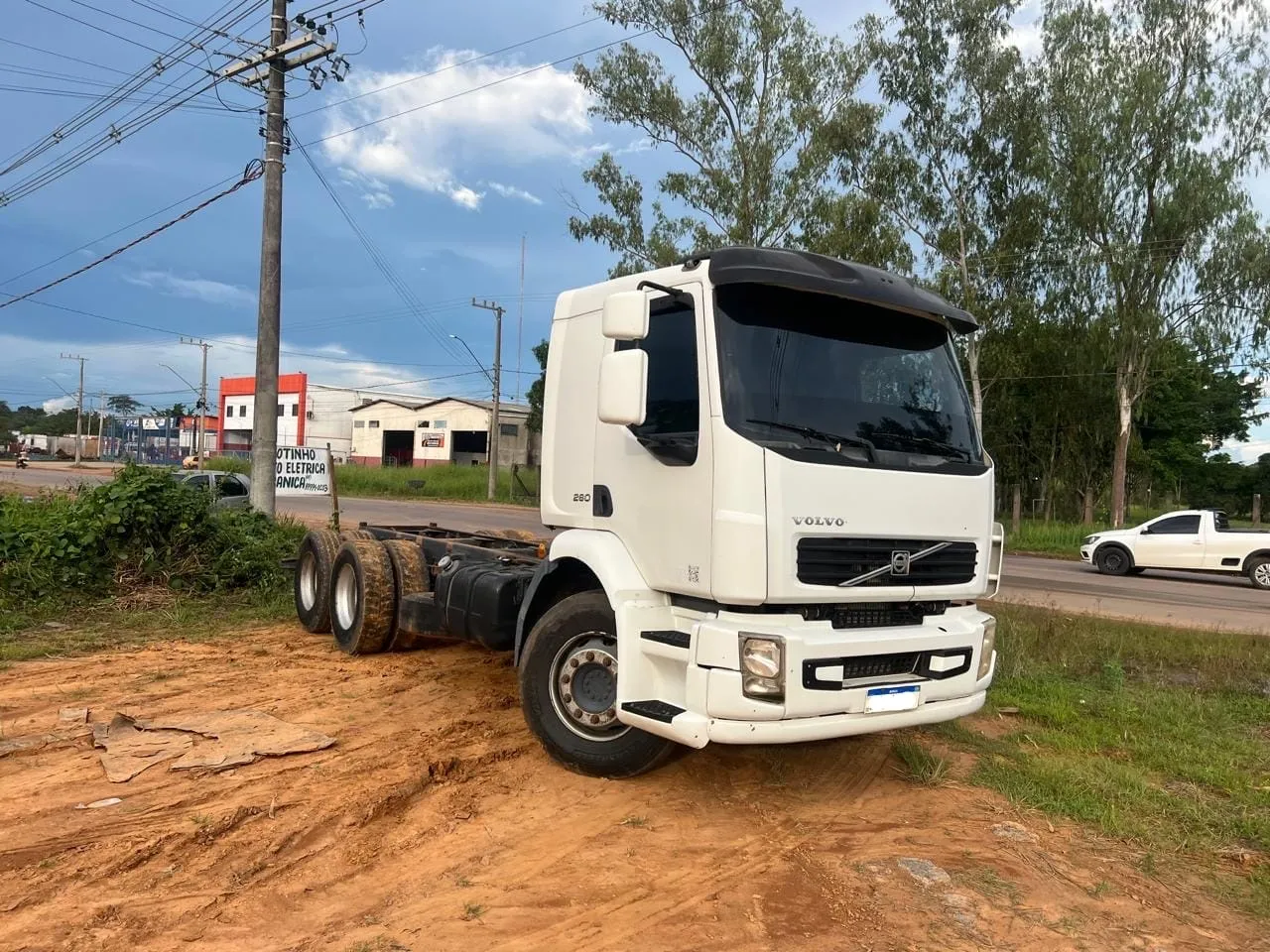 Caminhão Volvo No Chassi - Oportunidade!