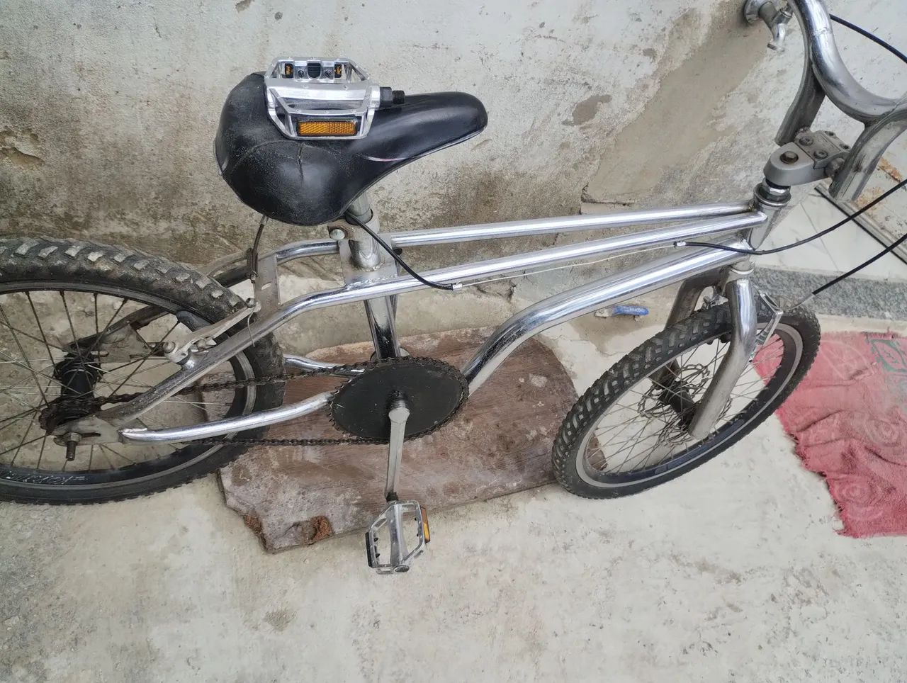 Vendo bicicleta aro 20 alumínio clomada  - Foto 3