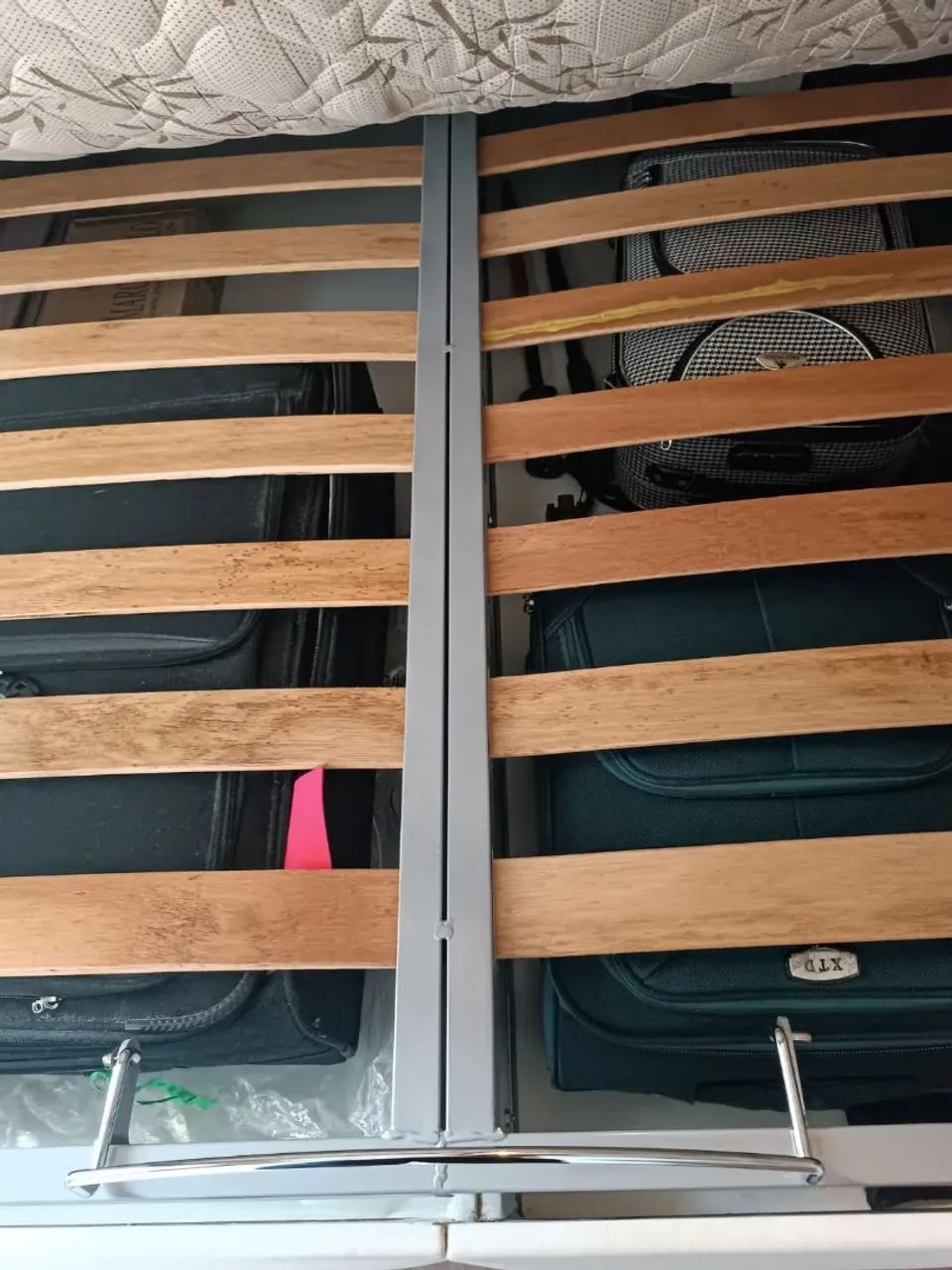 Cama Box Queen diferenciada + colchão  - Foto 5