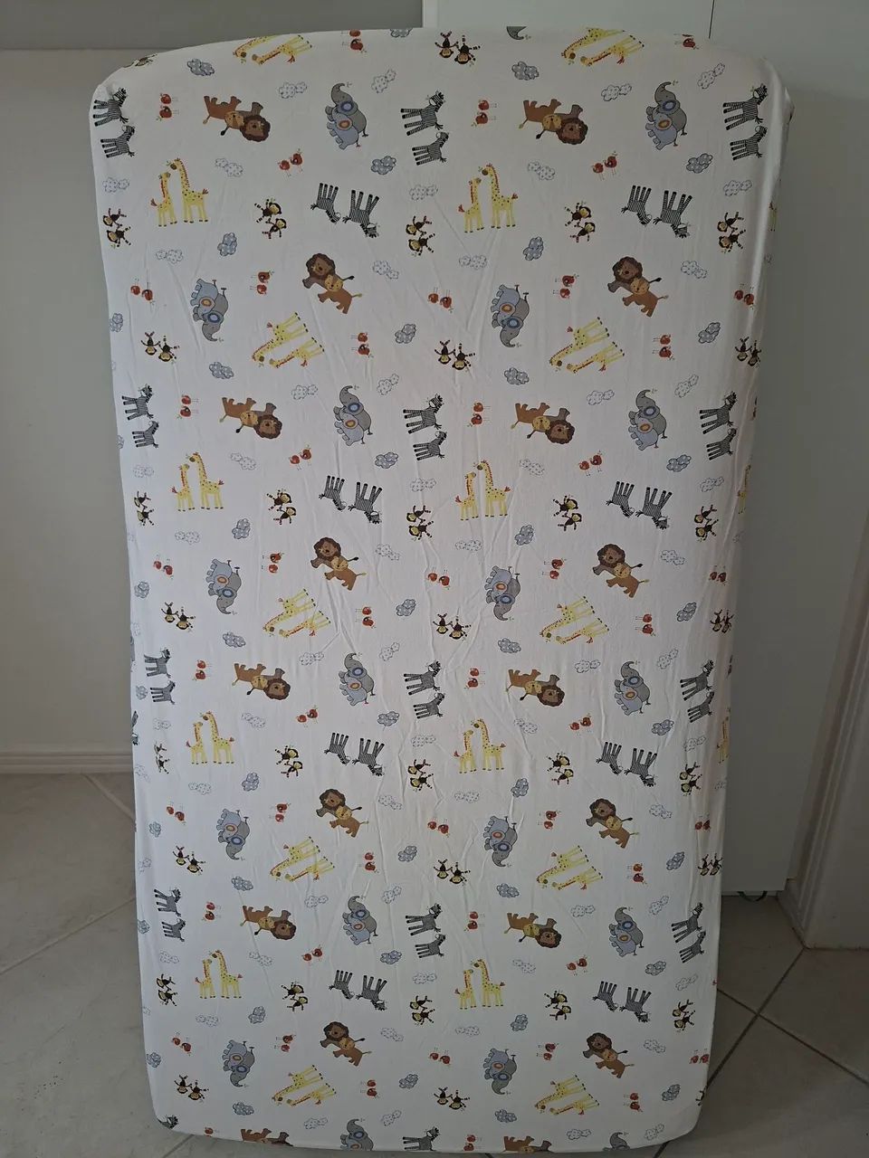 Kit lençóis e cueiros importados para berço de bebê 