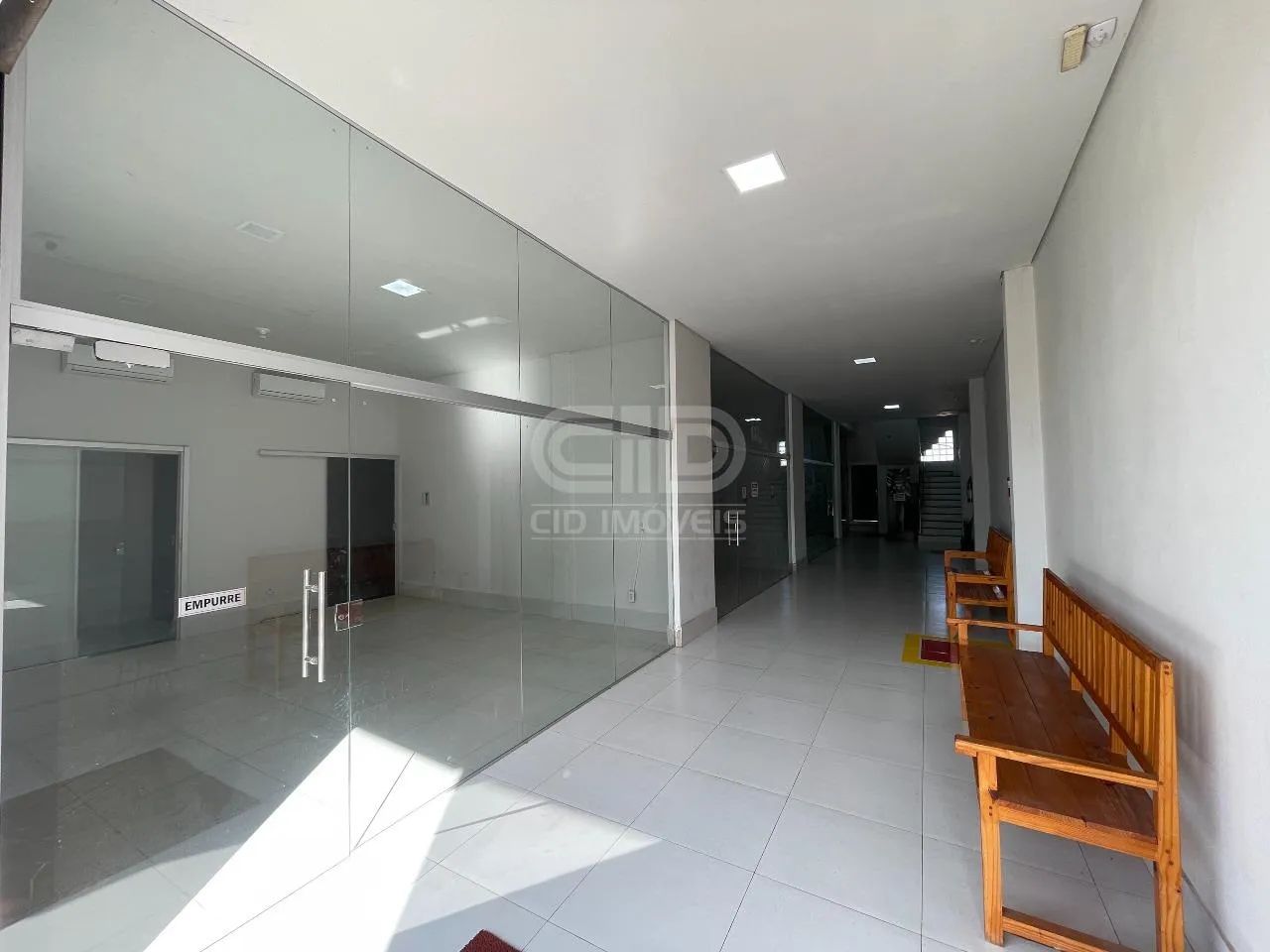 Sala Comercial com 35m² na Galeria Central, bairro Osmar Cabral - Foto 3