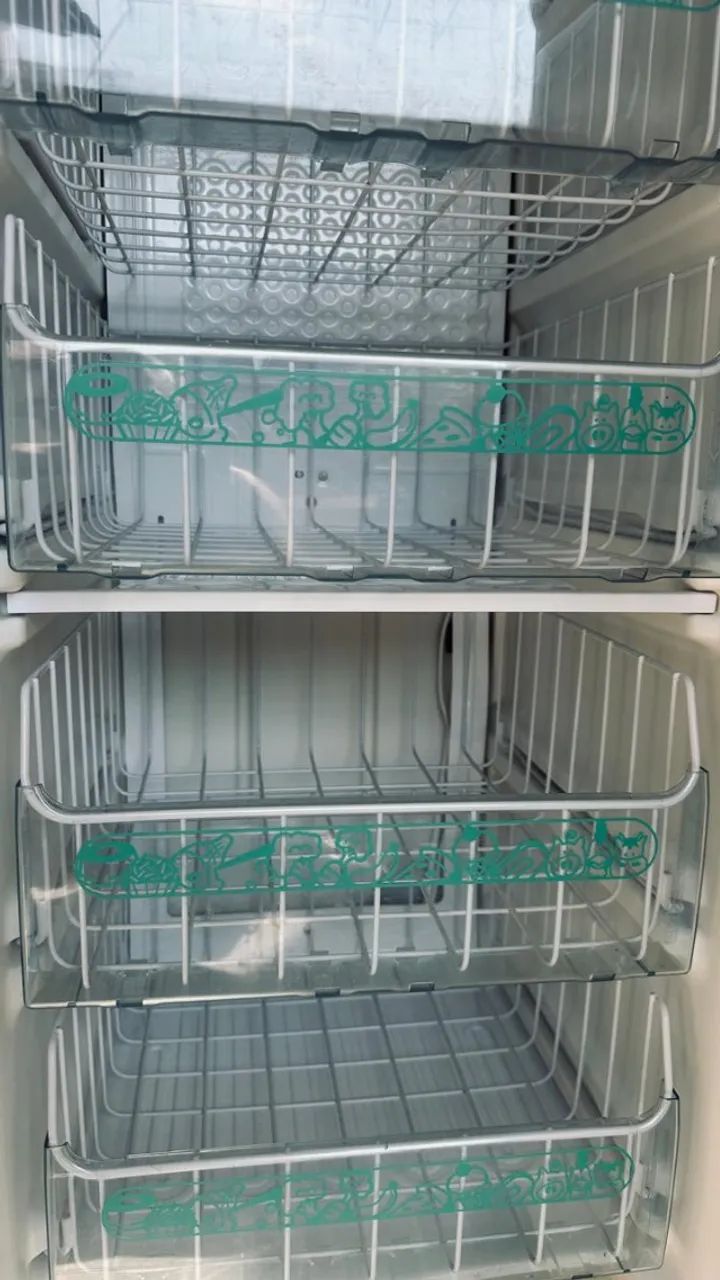 Freezer consul vertical 142l branco 110v - Foto 3