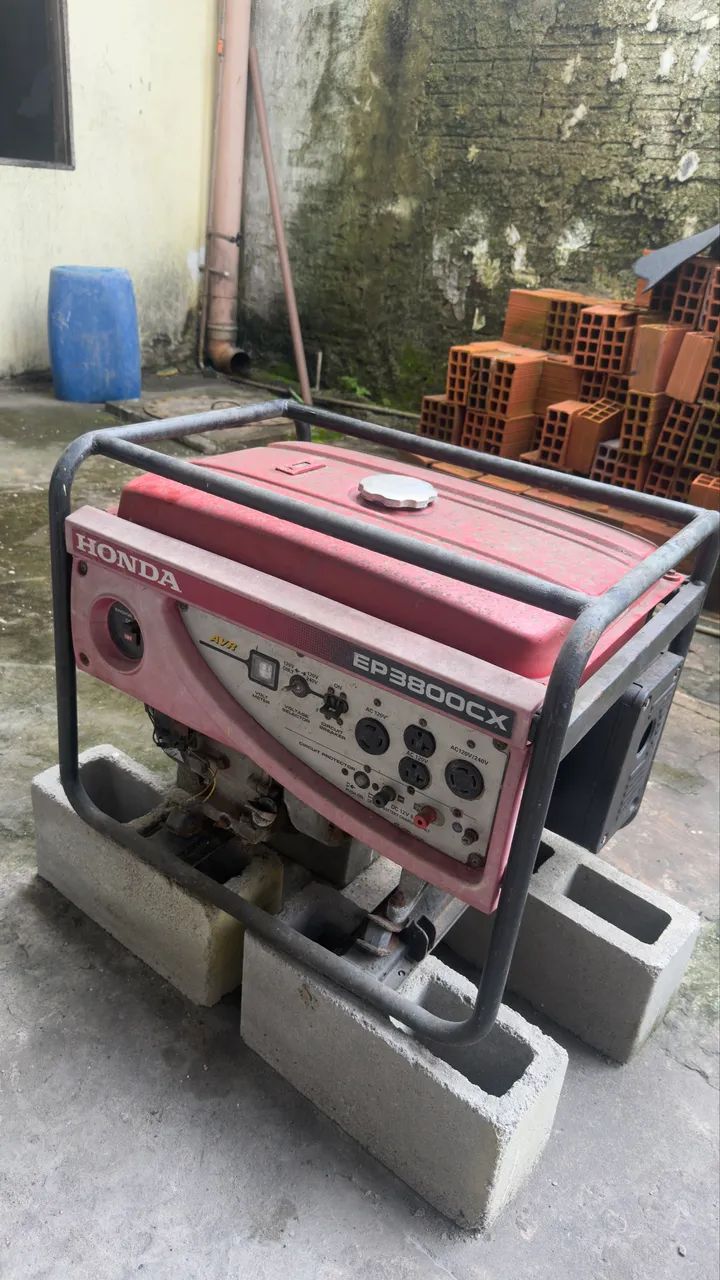 Gerador Honda semi novo - Foto 2