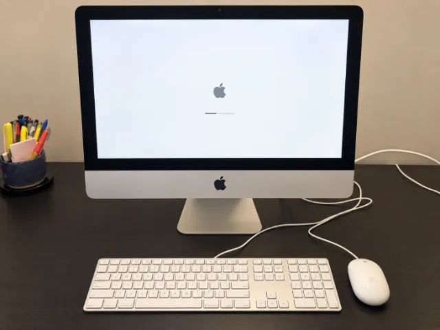 Apple iMac 21,5