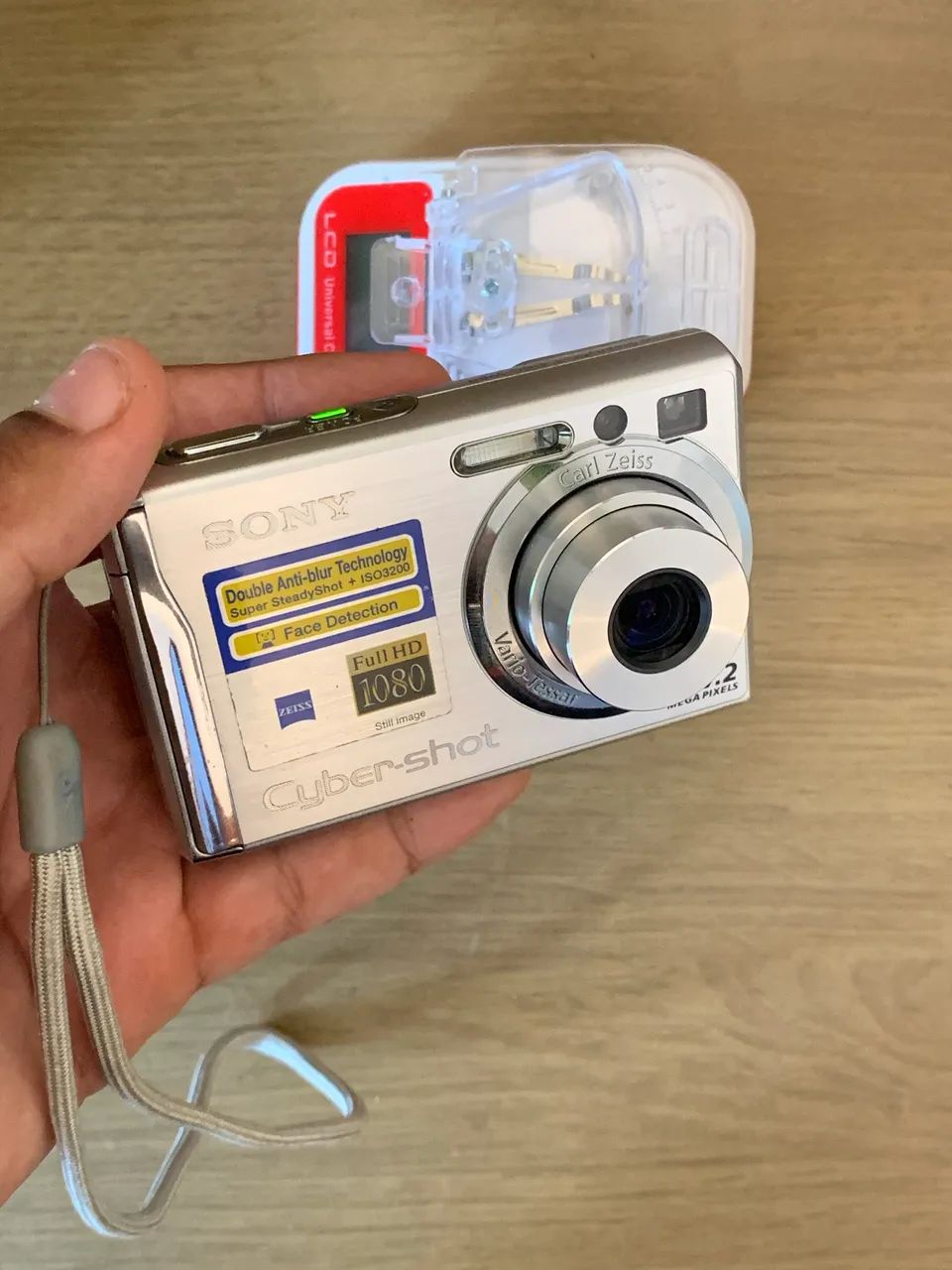Câmera digital cyber w80 7.2 mega pixel 