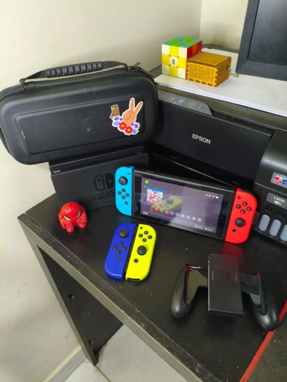Nintendo Switch V2 Completo + SD 128GB