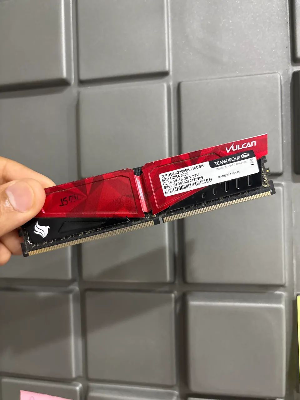 Memória ram ddr4 Pichau 8Gb ótimo estado. 