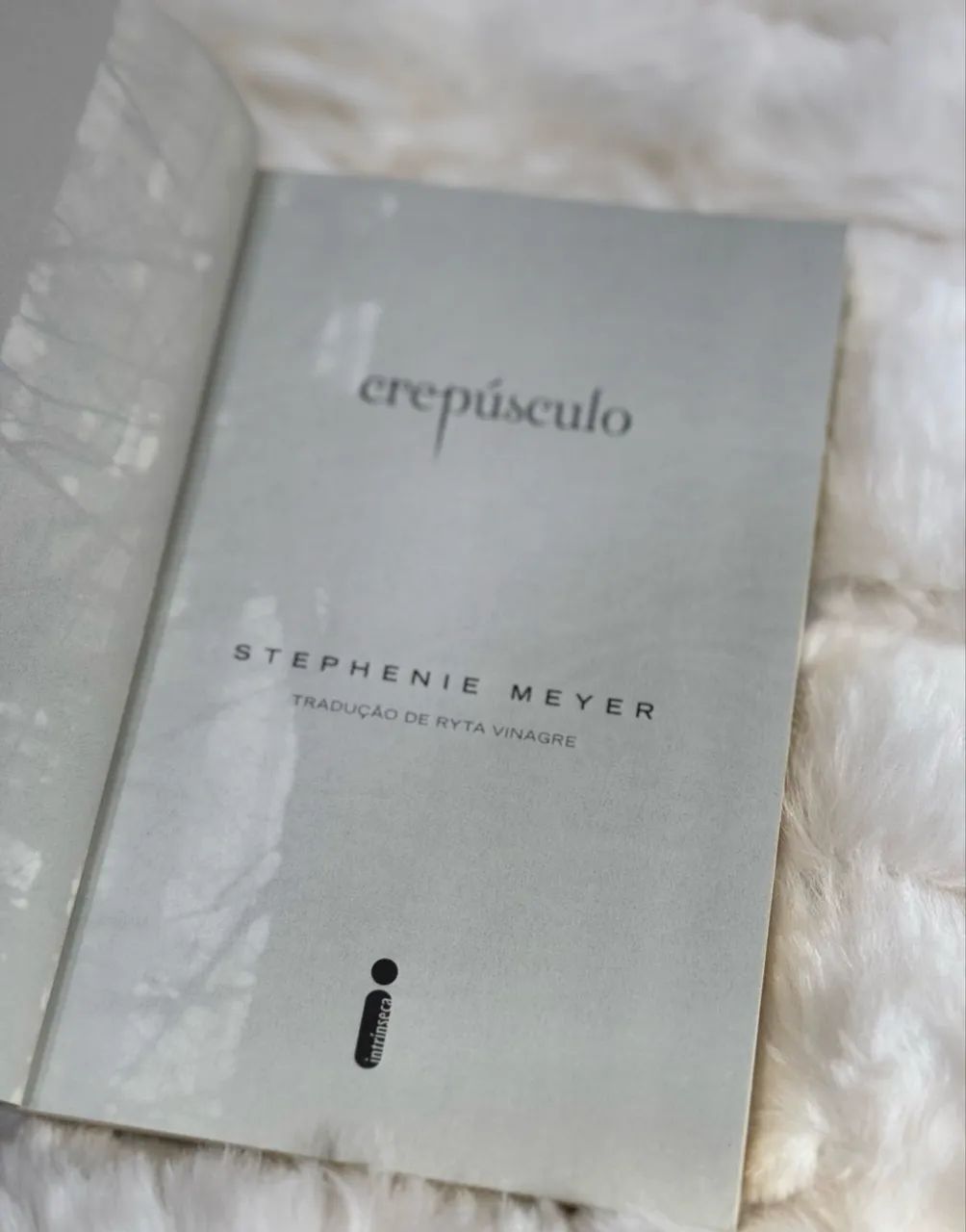 Livro crepúsculo  - Foto 2