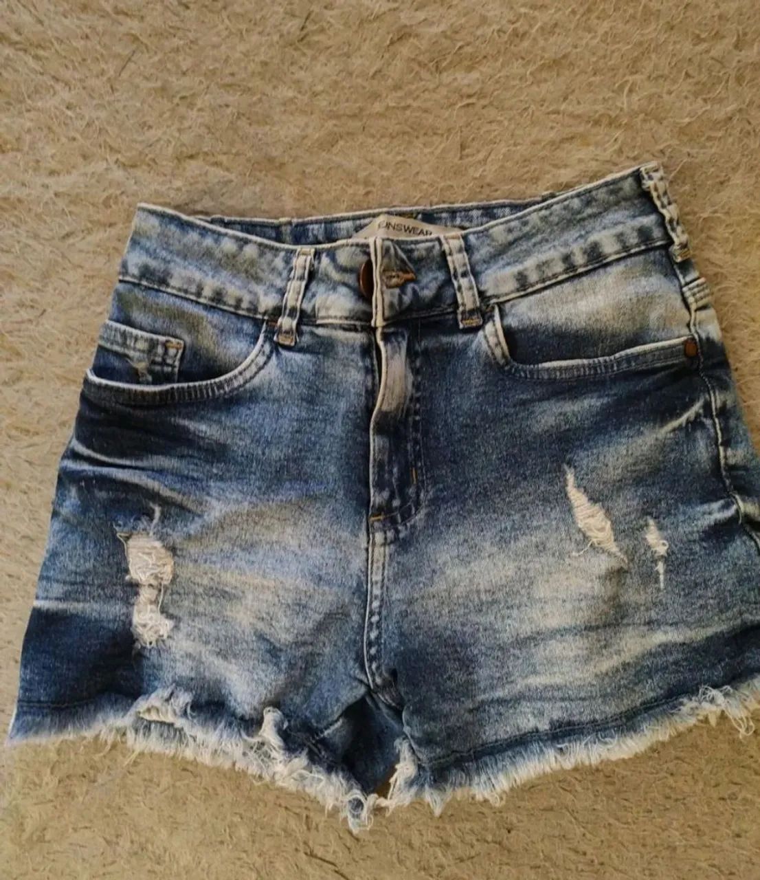 Lote Vários modelos de roupas femininas. - Foto 3