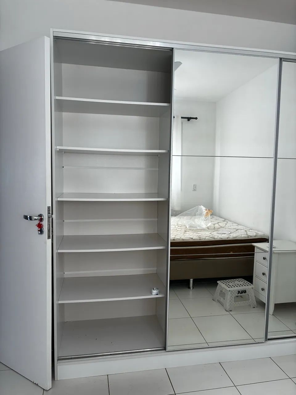 Guarda-roupa casal em bom estado  - Foto 2