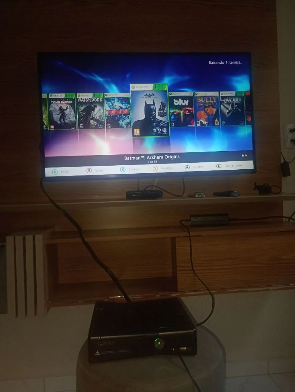 Vendo Xbox 360, funcionando perfeitamente, acompanha um controle e cabos  - Foto 3