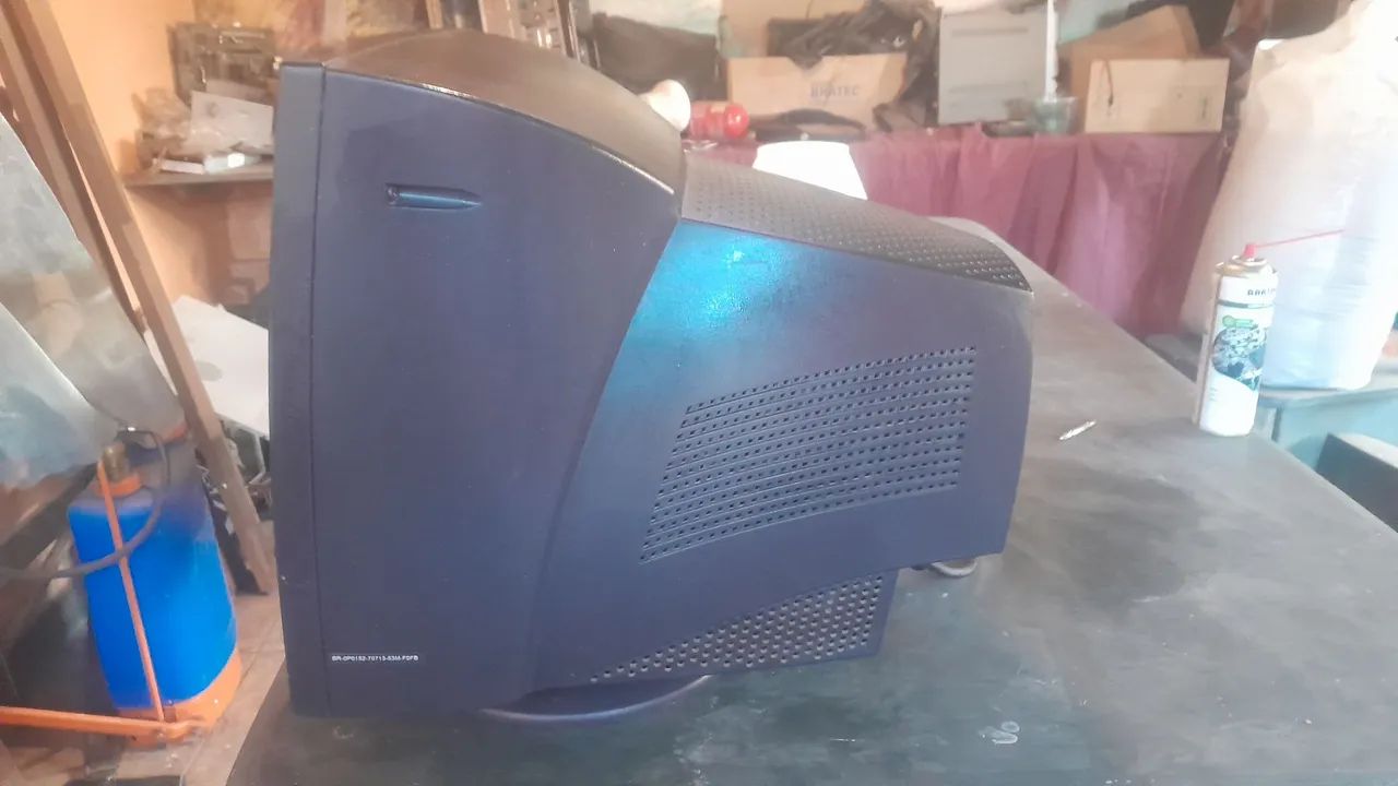 Monitor Dell crt 17 polegadas  - Foto 4