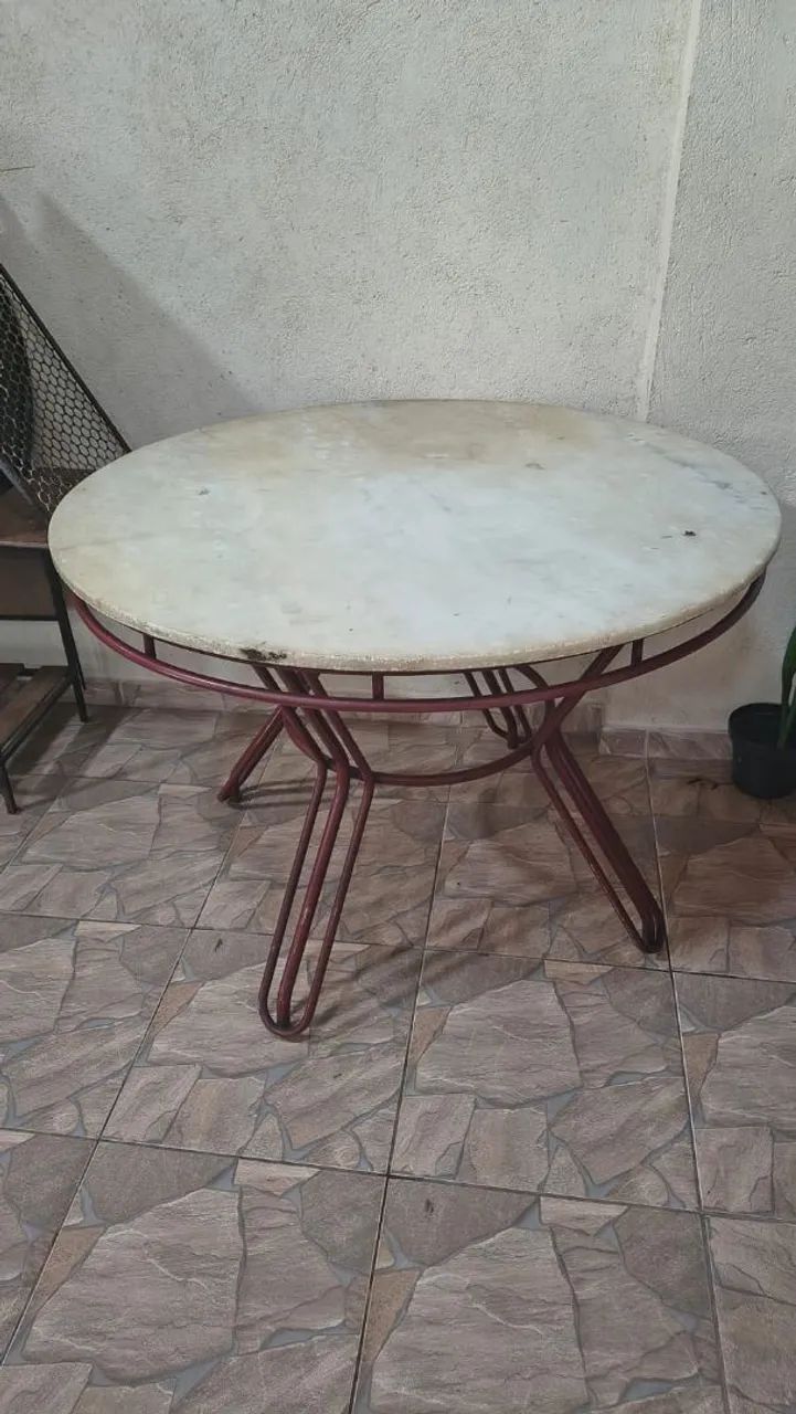 Mesa de mármore 