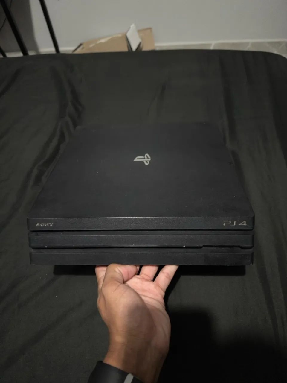 PS4 1TB Conservado + 2 Controles  - Foto 4