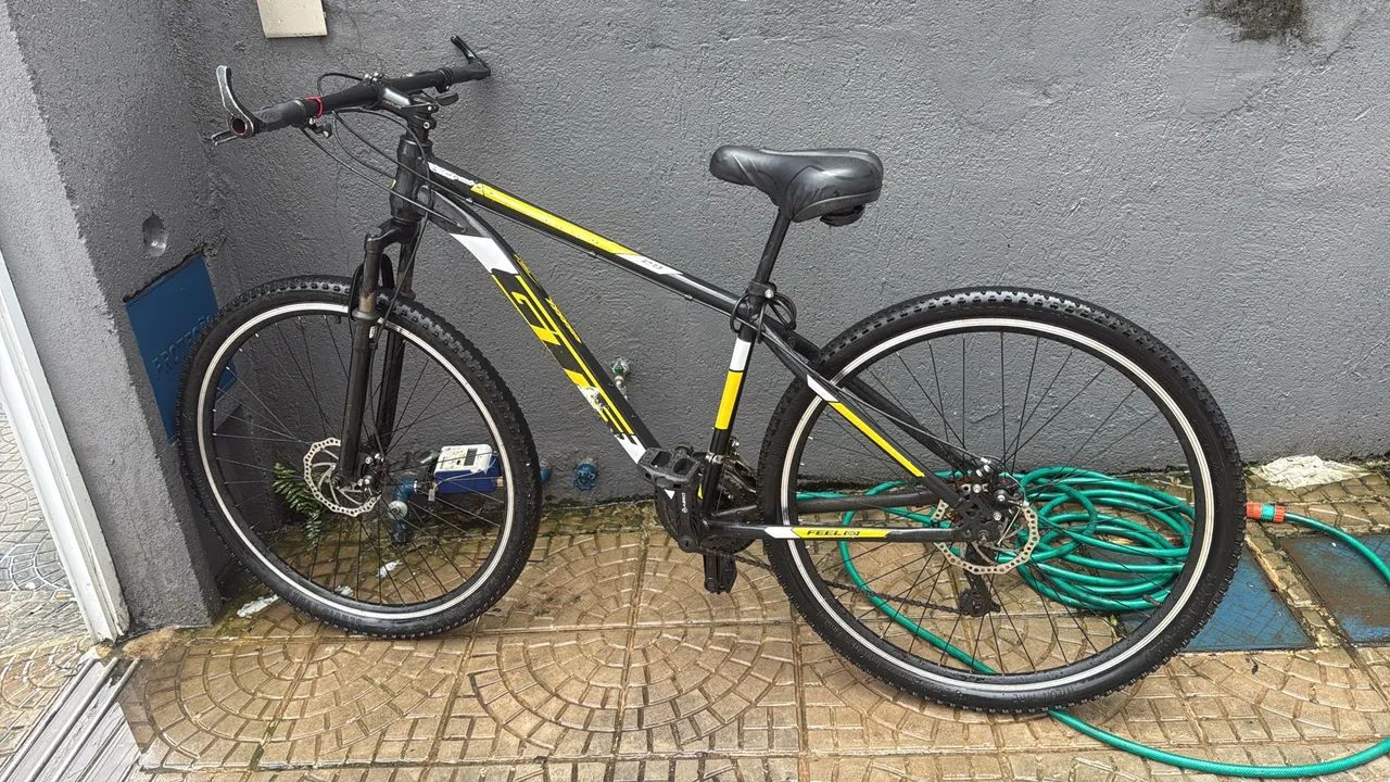 Bicicleta Aro 29 Semi Nova