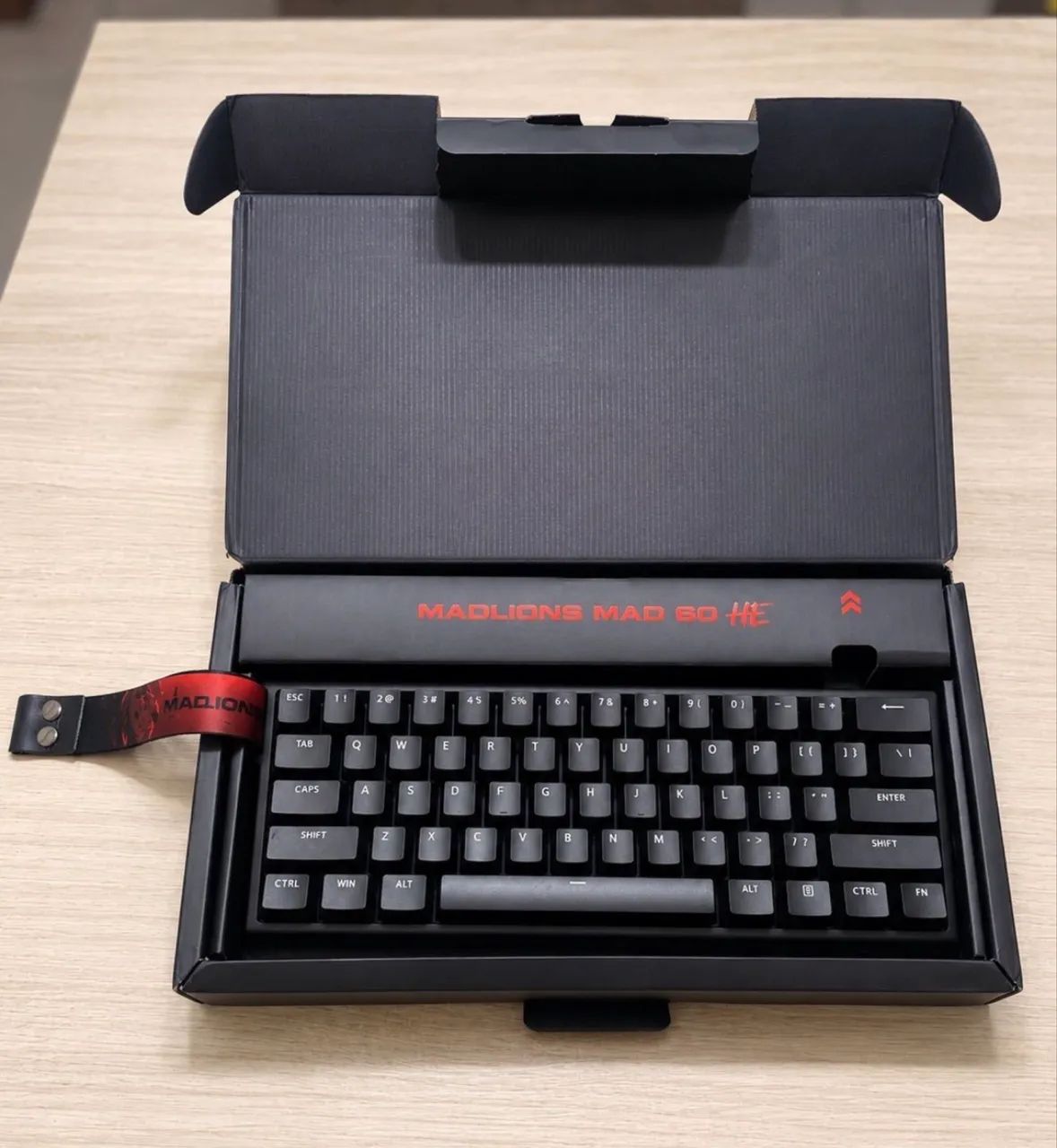 TECLADO MAGNÉTICO MAD 60HE  - Foto 2